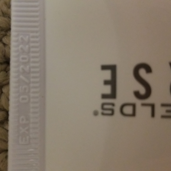 Rodan+Fields: Reverse skin lightening treatment 1.7 fl oz - Picture 4 of 4